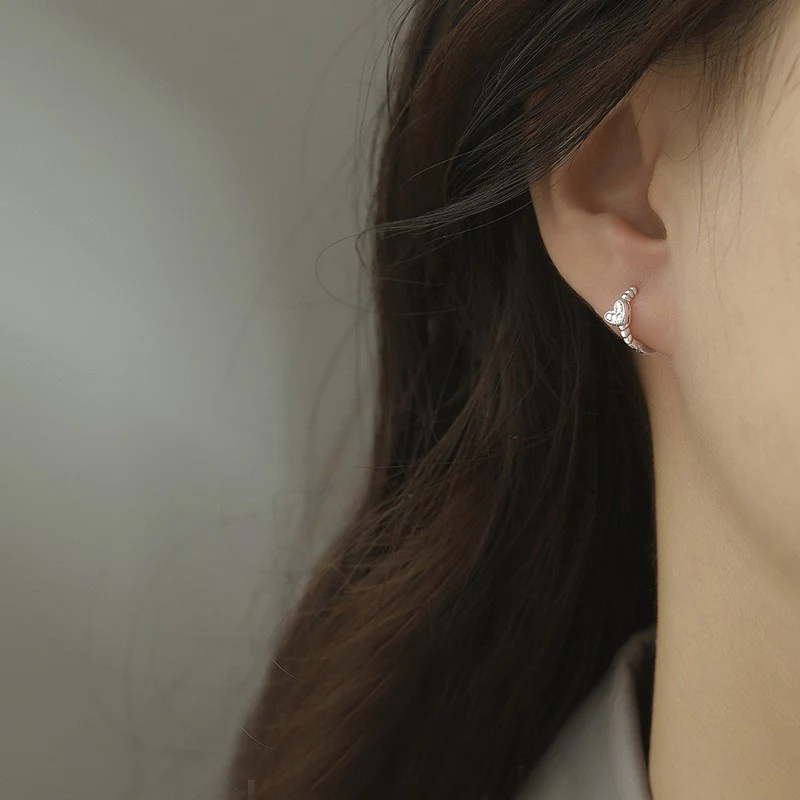 Kleine hartvormige zirkonia oorbellen voor dames, niche mini, perfect voor een subtiele en elegante uitstraling, ideaal voor dagelijks gebruik.