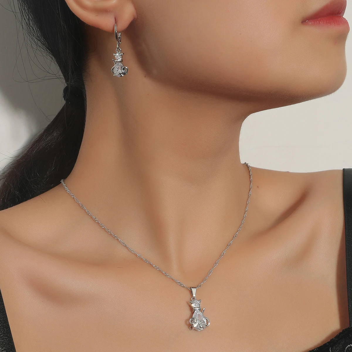 Title 4, Collier clavicule avec clip doreille, mode lux...
