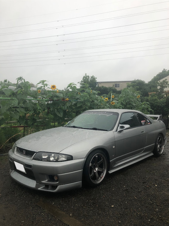 スカイライン GT-Rの梅雨・雨☔・向日葵と愛車に関するカスタム事例の投稿画像1枚目
