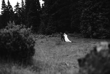 Fotógrafo de casamento Csabi Antal (csabi). Foto de 27 de agosto 2021