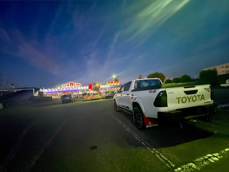 ハイラックスの弾丸ドライブ・朝日夕日コラボ・白川郷・富士山と愛車・Roseliaに関するカスタム事例の投稿画像15枚目