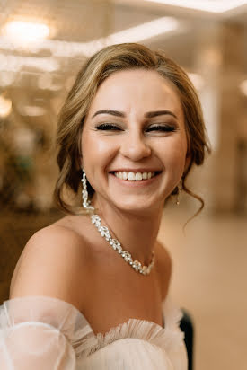 Bröllopsfotograf Alisa Pinevich (aliskapin). Foto av 11 februari 2023