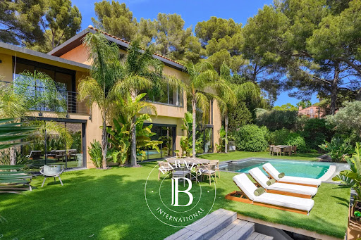 Villa avec piscine 1
