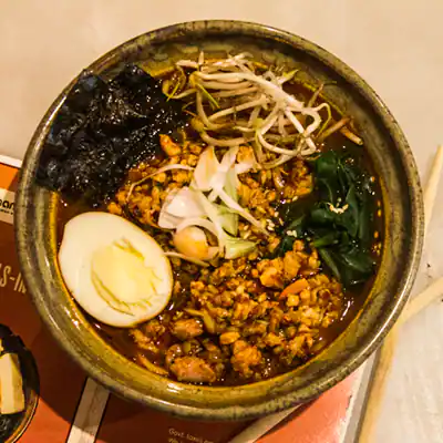 Mama S Spicy Ramen Bowl - Chicken