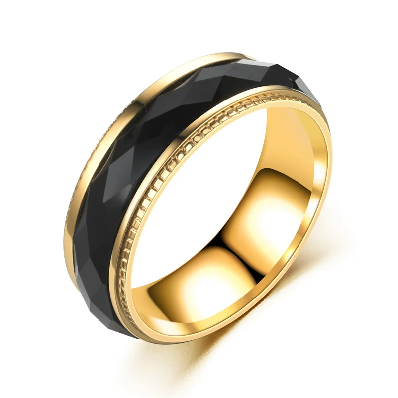 Anello in acciaio inossidabile robusto ed elegante per l'uso quotidiano. Resistente all'acqua, anallergico e perfetto per ogni occasione.