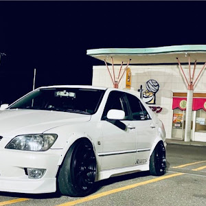 アルテッツァ SXE10