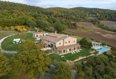 Maison avec piscine 13