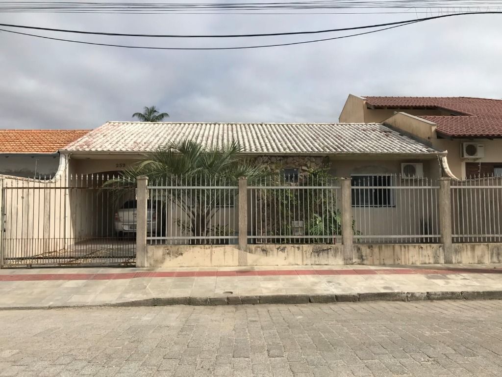 Casa com 3 dormitórios à venda, 98 m² por R$ 530.000 - Universitário - Tijucas/SC