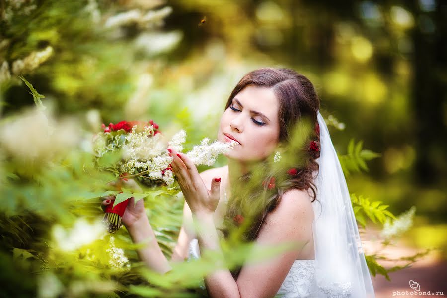 Wedding photographer Yuliya Medvedeva (photobond). Photo of 21 August 2015