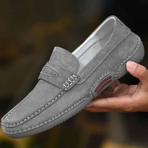 Title 11, Fashionable all-match slip-on shoes for effortl...