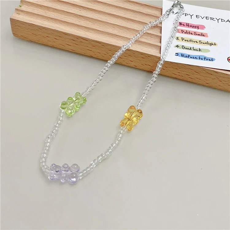 Collar vintage de flores con cuentas coloridas, un accesorio llamativo que añade un toque bohemio y vibrante a tu estilo diario.