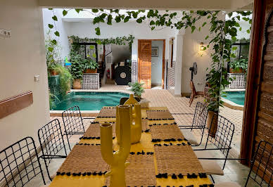 Riad avec terrasse et piscine 5