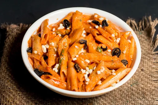 Veg Araibiatta Red Sauce Penne Pasta