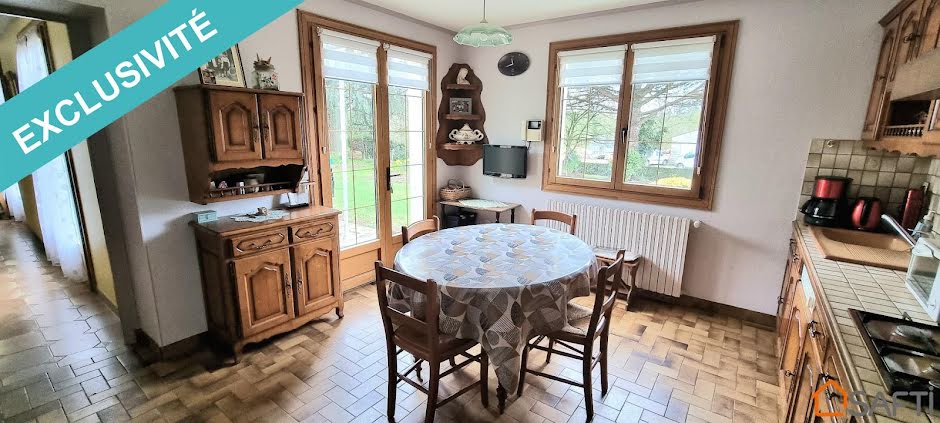 Vente maison 6 pièces 136 m² à Saint-Hilaire-de-Voust (85120), 172 000 €