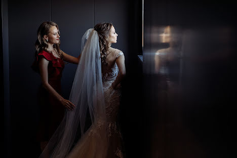 Wedding photographer Vladimir Petrov (vladimirpetrov). Photo of 19 May 2019