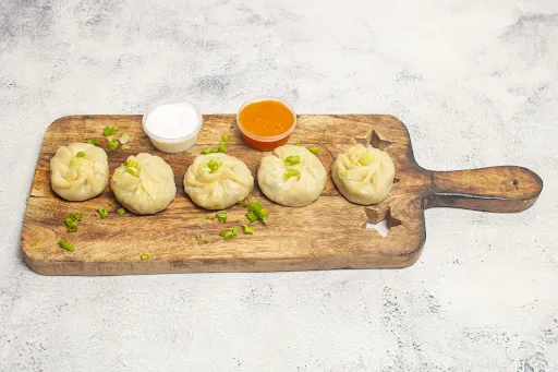 Veg Steamed Momos [8 Pieces]