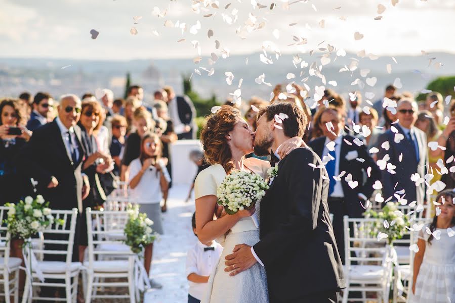 Fotógrafo de casamento Simone Miglietta (simonemiglietta). Foto de 26 de setembro 2017