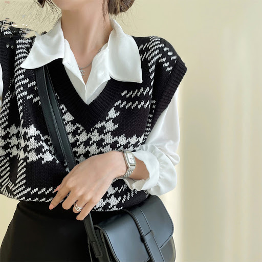 Title 1, Womens Knitted V-neck Vest Shirt Suit