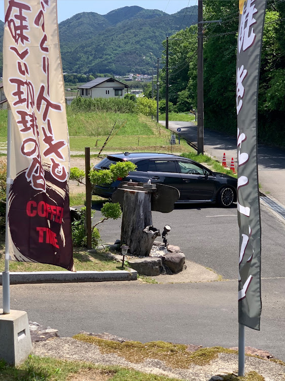 レヴォーグのレン86さんが投稿したカスタム事例の投稿画像1枚目