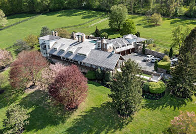 House with pool and garden 3