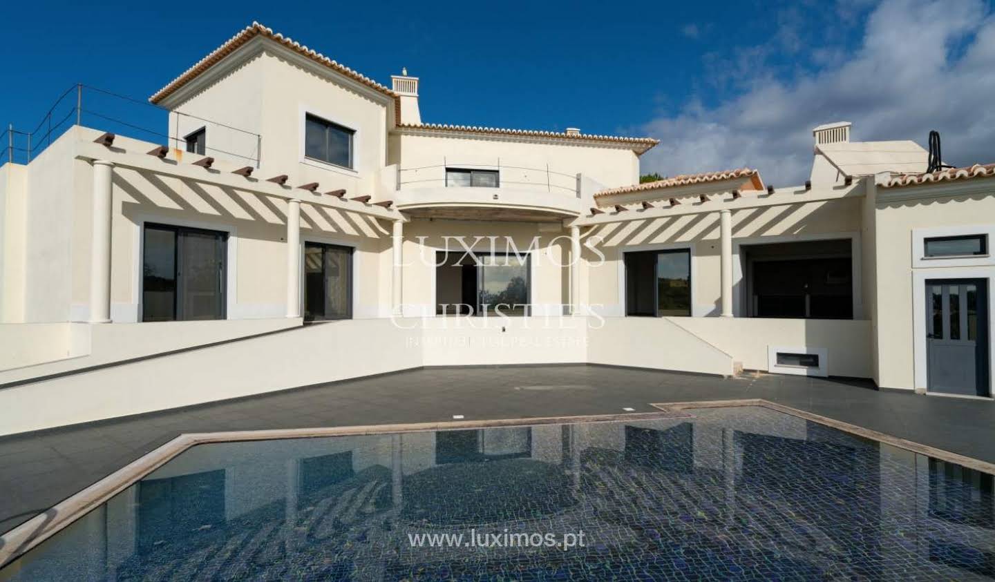 Property with pool Loulé