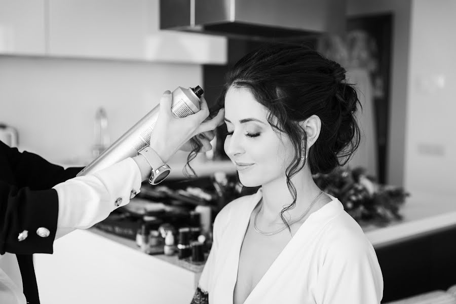 Fotógrafo de casamento Vasiliy Lazurin (lazurinphoto). Foto de 28 de março 2019