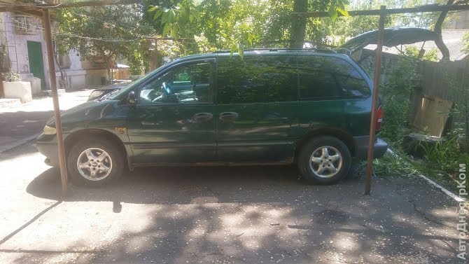 продам авто Chrysler Voyager Voyager II (GS) фото 2