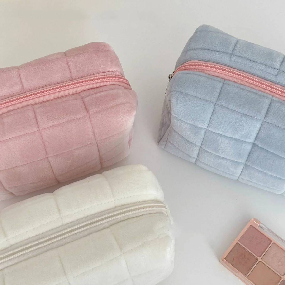 Title 4, Korean Style Soft Cloud Makeup Bag Simple, offe...