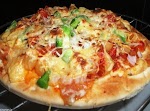 Pasta Pizza ~ an interesting Italian fusion! was pinched from <a href="http://foodomania.com/pasta-pizza-interesting-italian-fusion/" target="_blank">foodomania.com.</a>