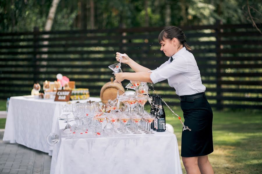 Fotógrafo de casamento Lesya Cykal (lesindra). Foto de 23 de outubro 2015