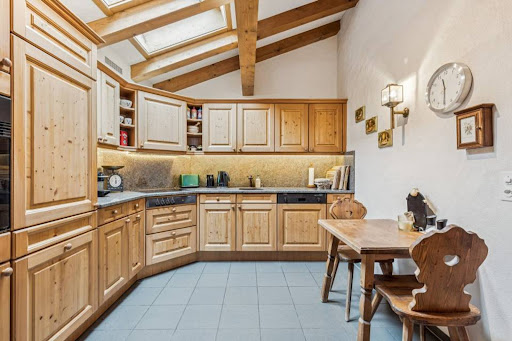 Apartment 5