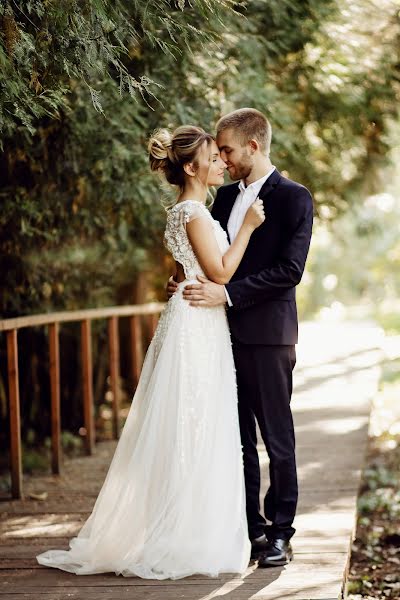 Fotógrafo de casamento Evgeniya Modina (evgeniamod). Foto de 4 de fevereiro 2019