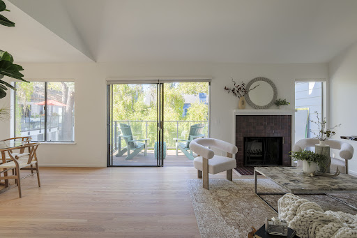 Apartment with pool 4