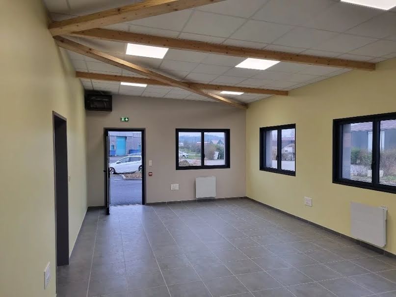 Location  locaux professionnels  80 m² à Alincthun (62142), 1 108 €