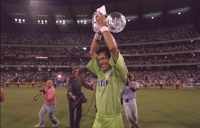 "Fight like cornered tigers": Imran Khan spurs on his 1992 world cup squad