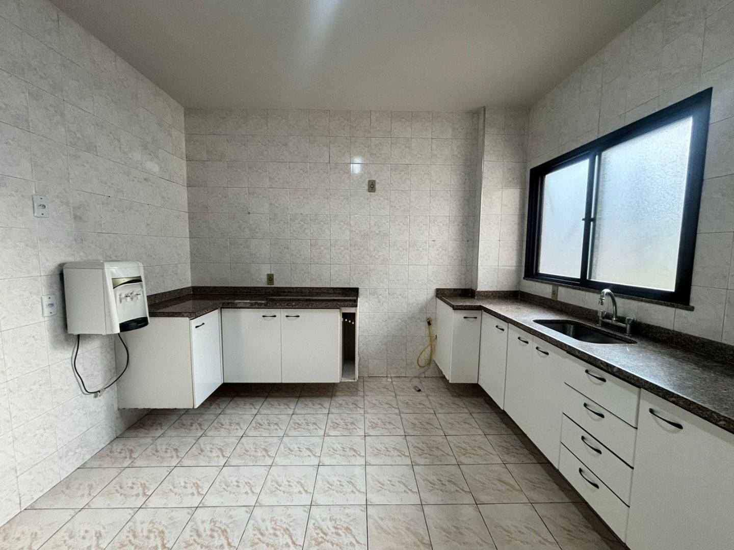 Apartamento para Alugar em Centro, Nova Friburgo - RJ - Foto 10