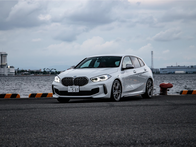 1シリーズ ハッチバックのm135i・bmw・車高調整・アイバッハに関するカスタム事例の投稿画像4枚目