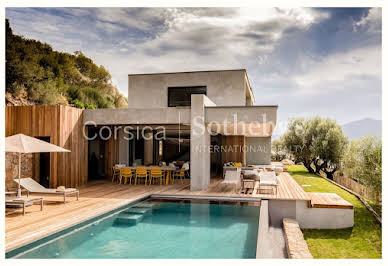 Villa with pool and terrace 3