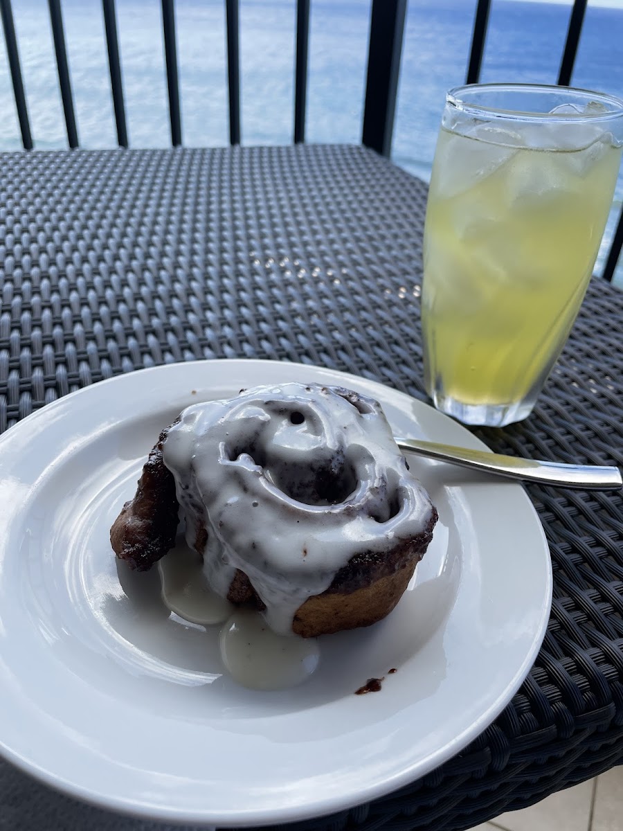 Cinnamon roll heated ans iced on our balcony for lunch