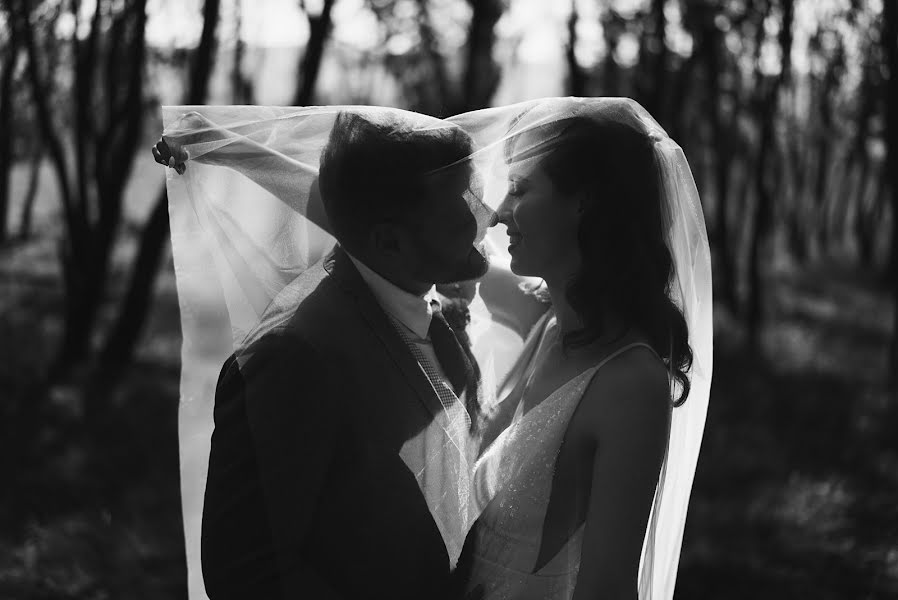 Wedding photographer Alex Italiantsev (italiantsev). Photo of 25 November 2023