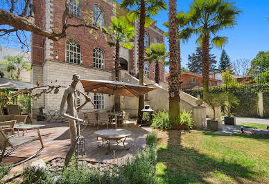 House with garden and terrace 3