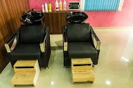 Divine Beauty Unisex Salon And Spa photo 3