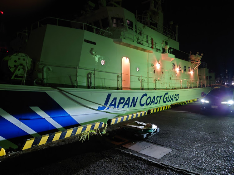 カローラスポーツの海上保安庁巡視船・乙津港？に関するカスタム事例の投稿画像2枚目