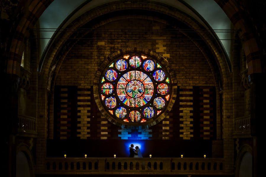 Fotógrafo de casamento Stan Bessems (stan83). Foto de 30 de outubro 2019