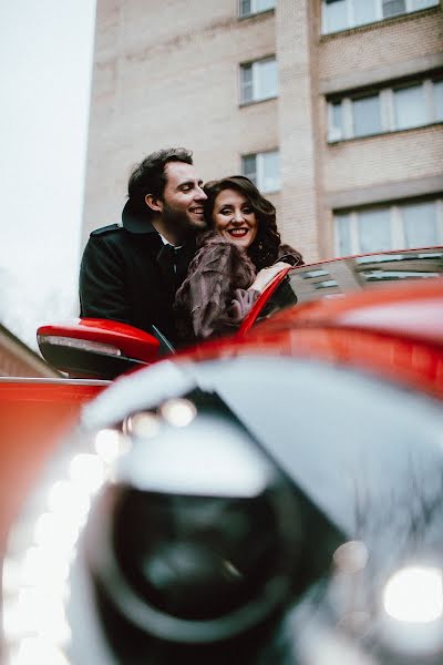 Photographe de mariage Aleksandr Komzikov (komzikov). Photo du 10 janvier 2015