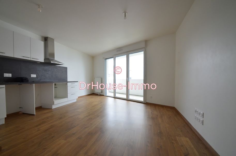 Location  appartement 3 pièces 57 m² à Rouen (76000), 691 €