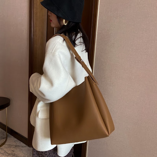 Title 5, One Shoulder Large Capacity Simple Bucket Bag f...