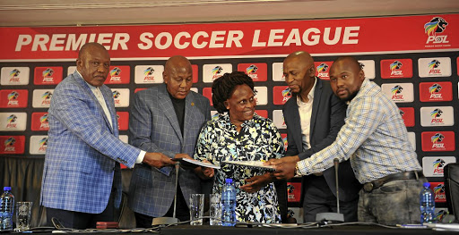 PSL chairman Dr Irvin Khoza with PSL executive member Kaizer Motaung, league's acting CEO Mato Madlala, Safpu president Thulaganyo Gaoshubelwe and union colleague Nhlanhla Shabalala. / Sydney Mahlangu/ BackpagePix