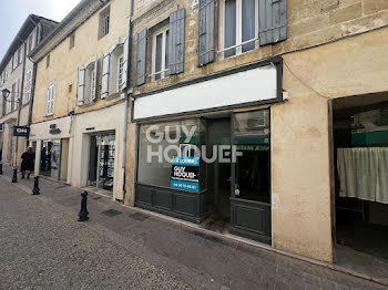 locaux professionnels à Villeneuve-les-avignon (30)