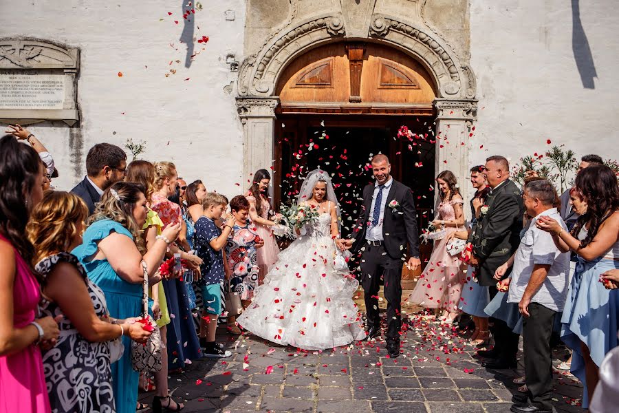 Fotógrafo de bodas Reperger Miklós (repergermiklos). Foto del 4 de abril 2023